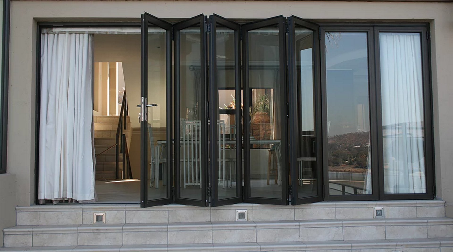 <small>Bring Style home</small>Aluminium doors & Windows